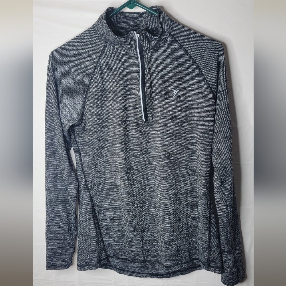 Old Navy Active Gray Go-Dry Pullover